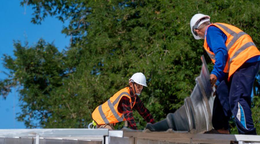 Professional gutter cleaning in Paint Rock, AL